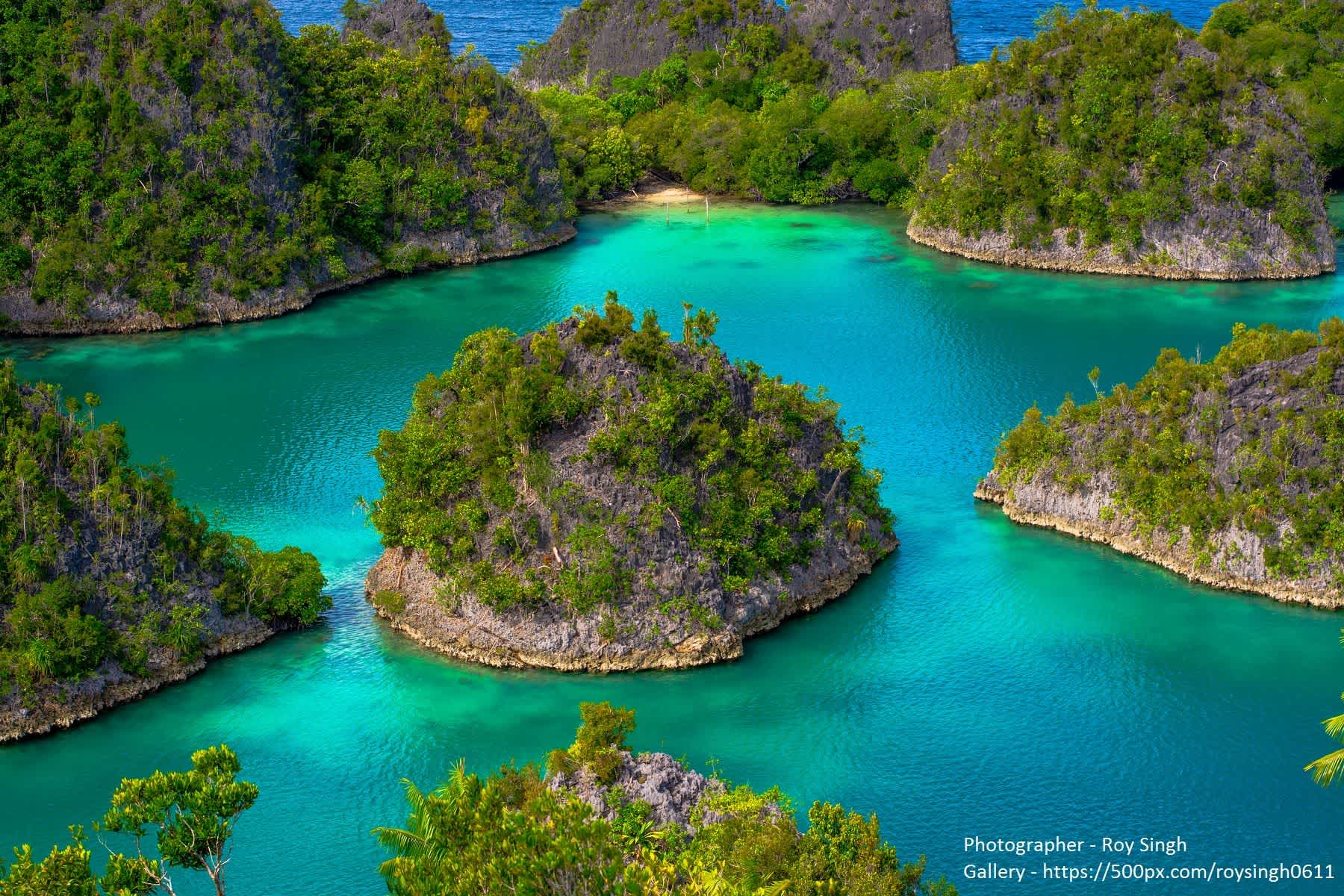 Superyacht Charter Fam Islands, Indonesia