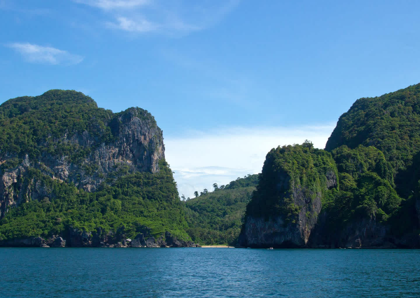 Superyacht Charter Koh Mook Island