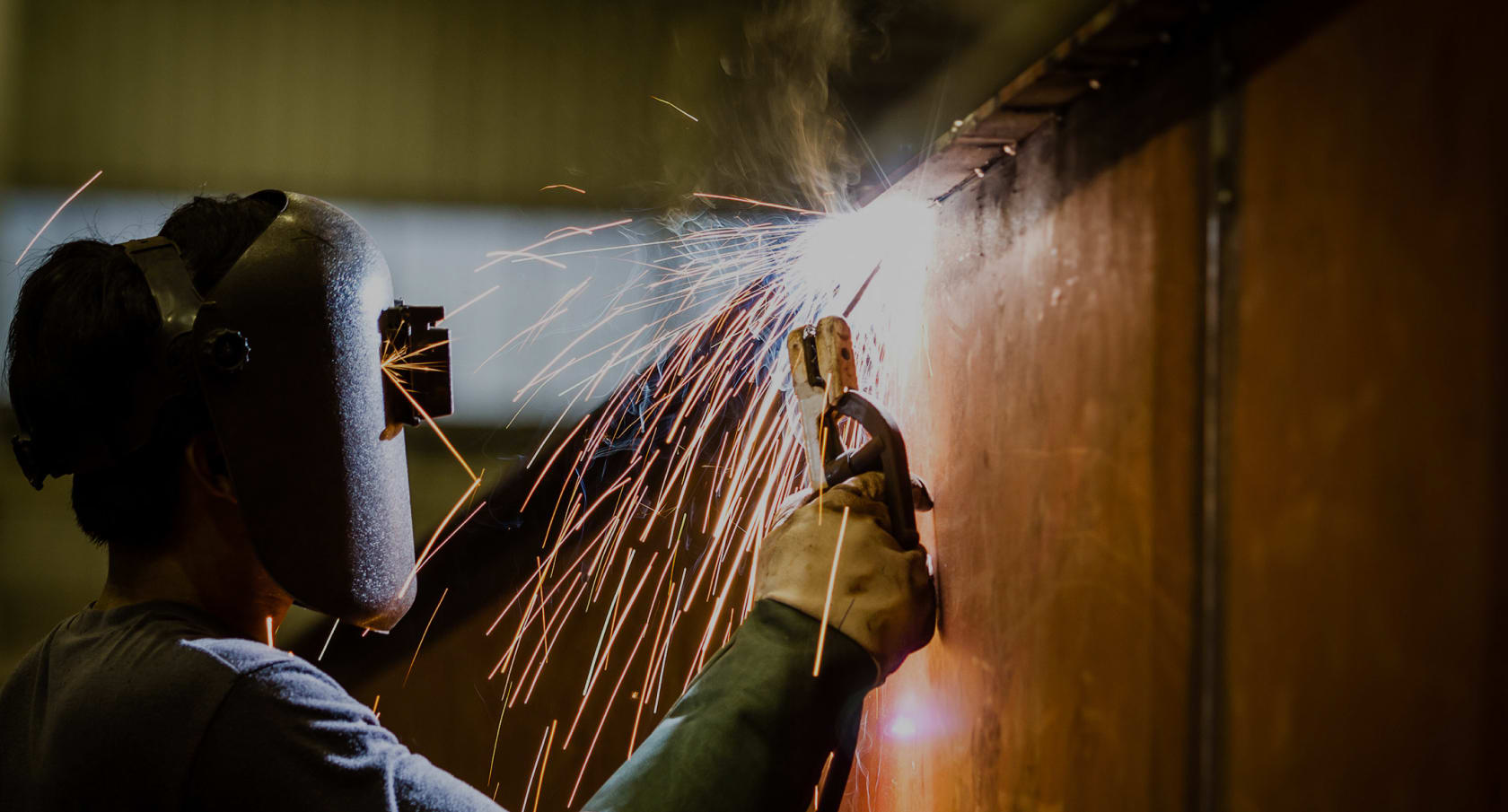 Welding the hull of a superyacht