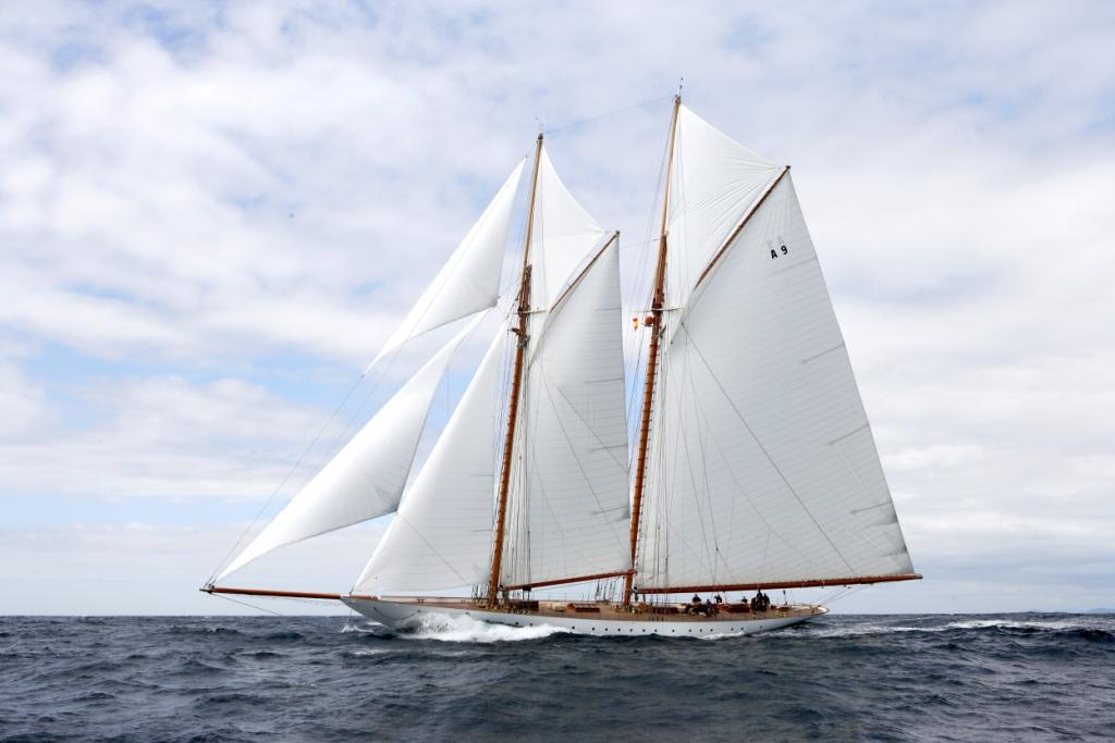 55m sailing yacht Elena for charter