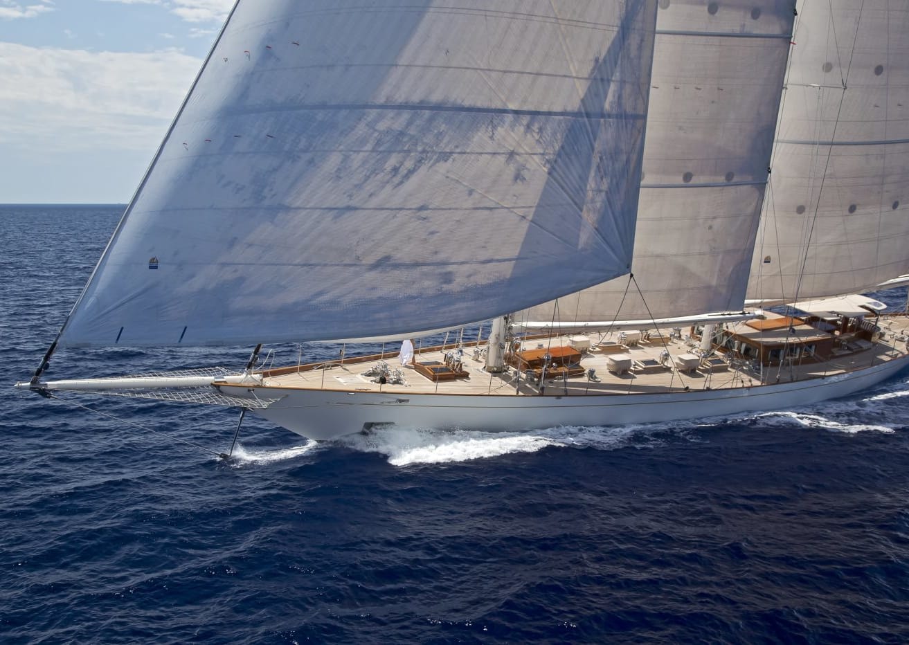 Gweilo exterior- Sailing Yacht Charter - YPI
