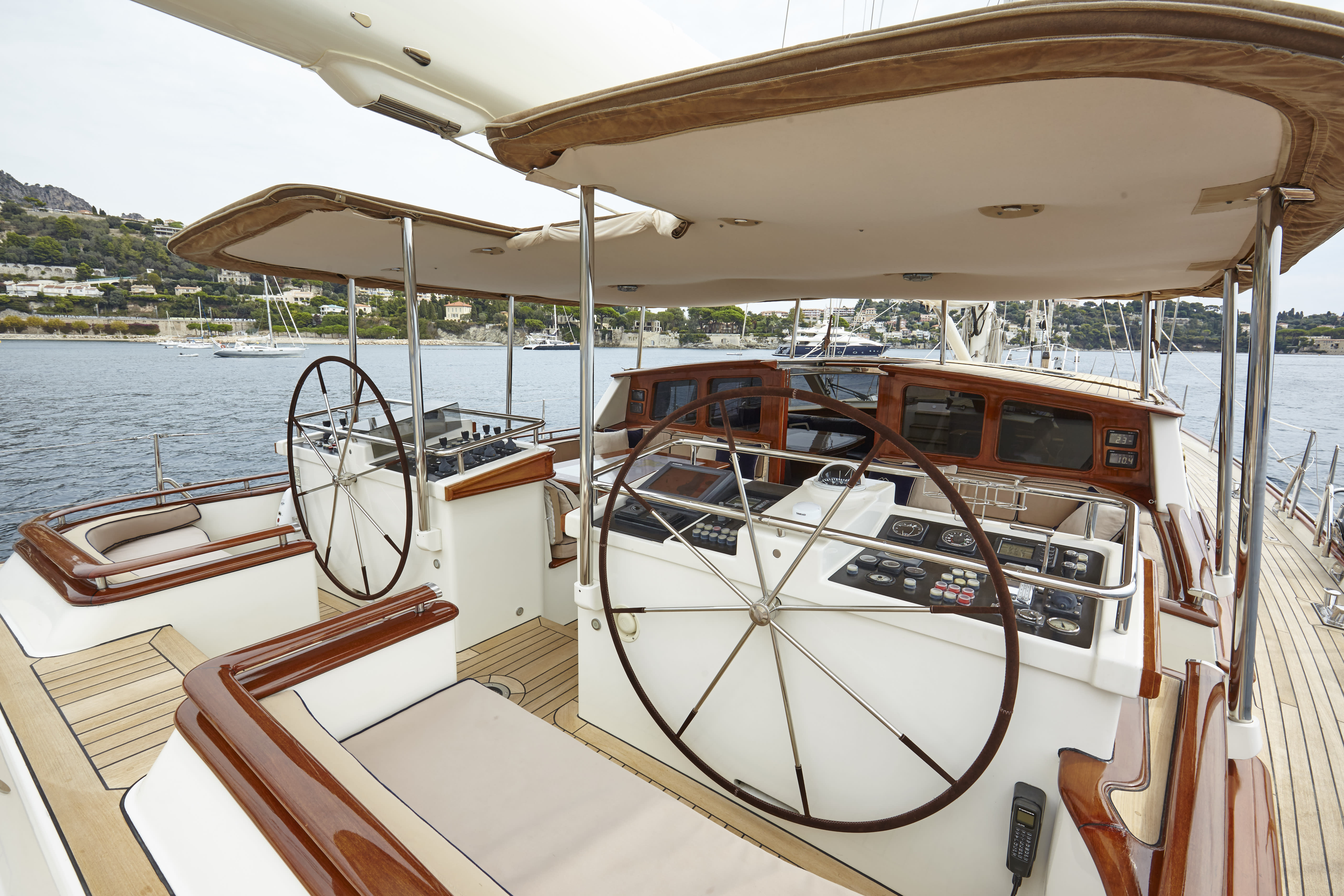 31.9m Irelanda sailing yacht for charter - main deck