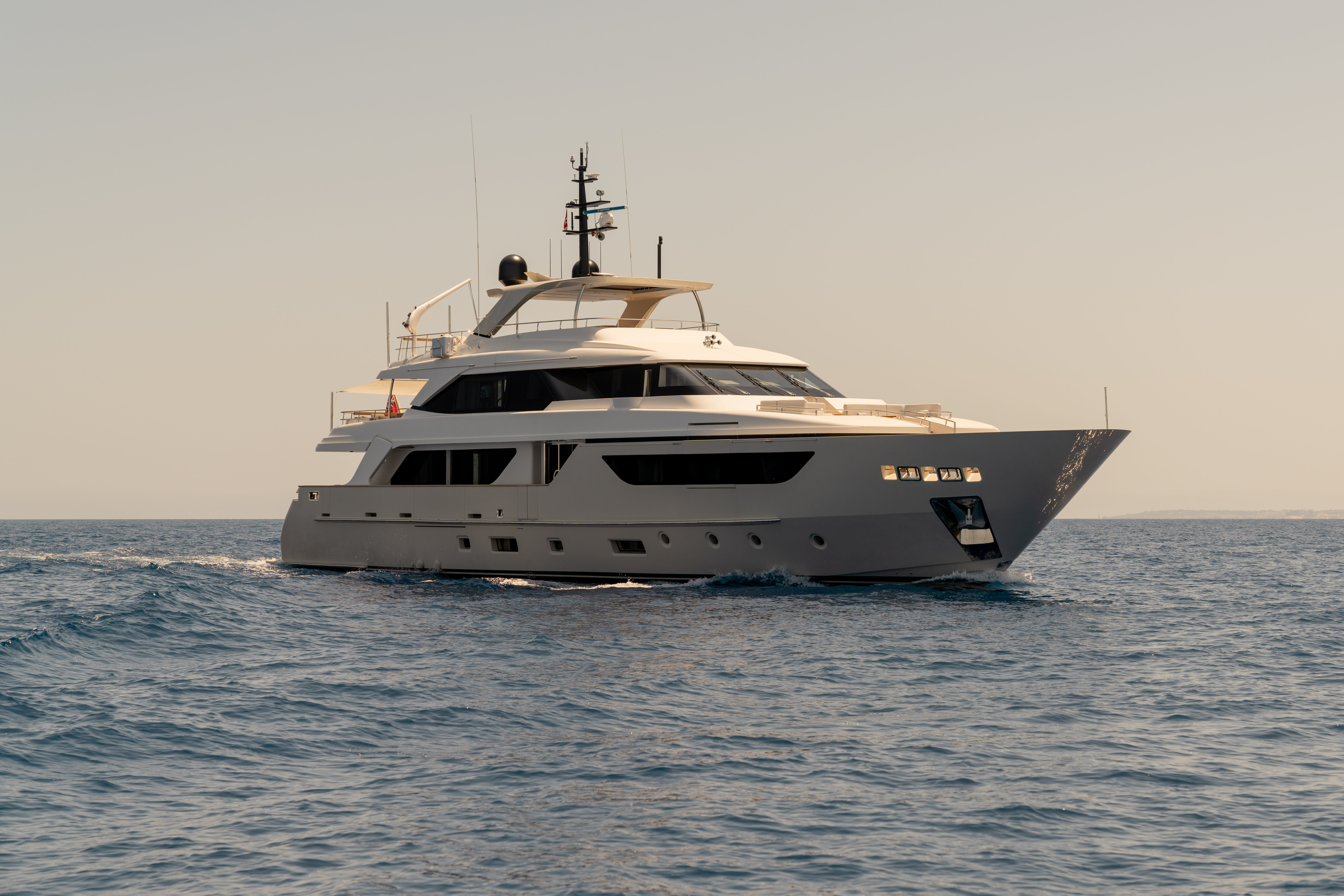 Lance, 38m charter yacht