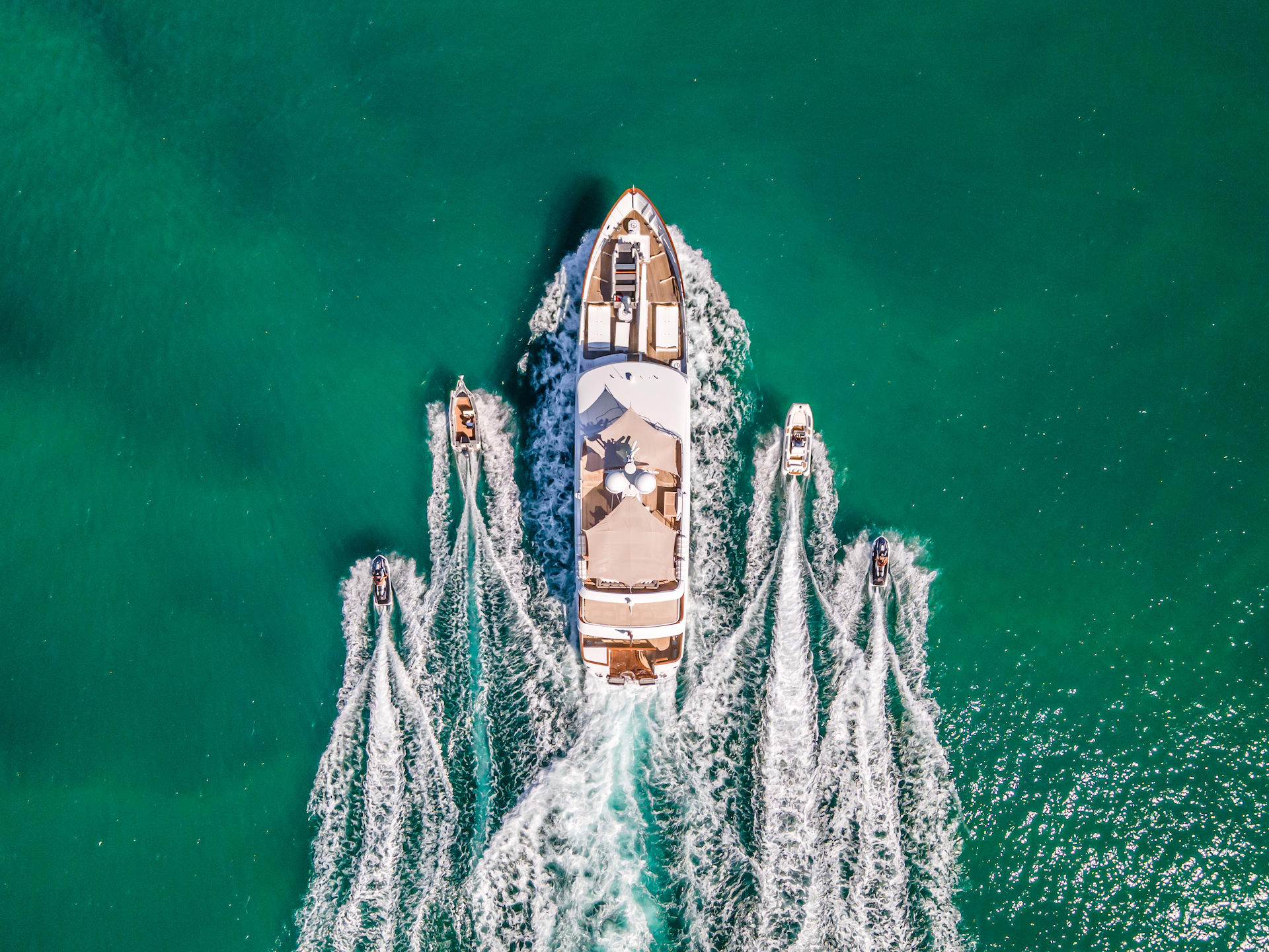 Aerial view Relentless - Kingship Marine Superyachts - YPI