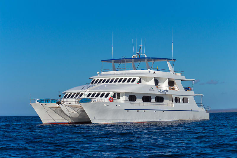 31m yacht for charter in the Galapagos Tip Top II