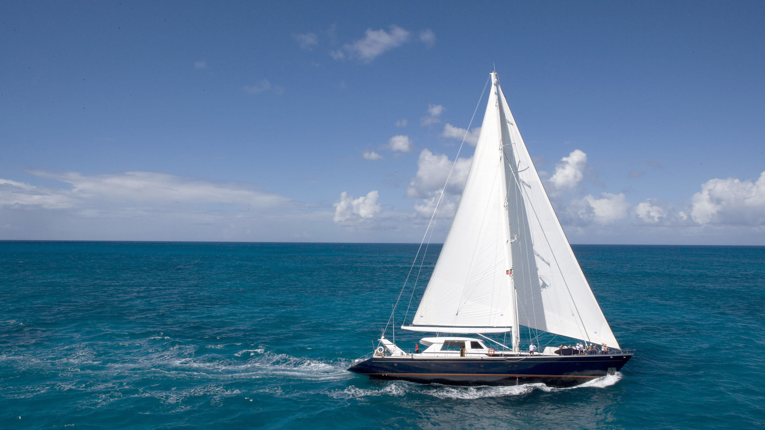 Ree sailing yacht sold