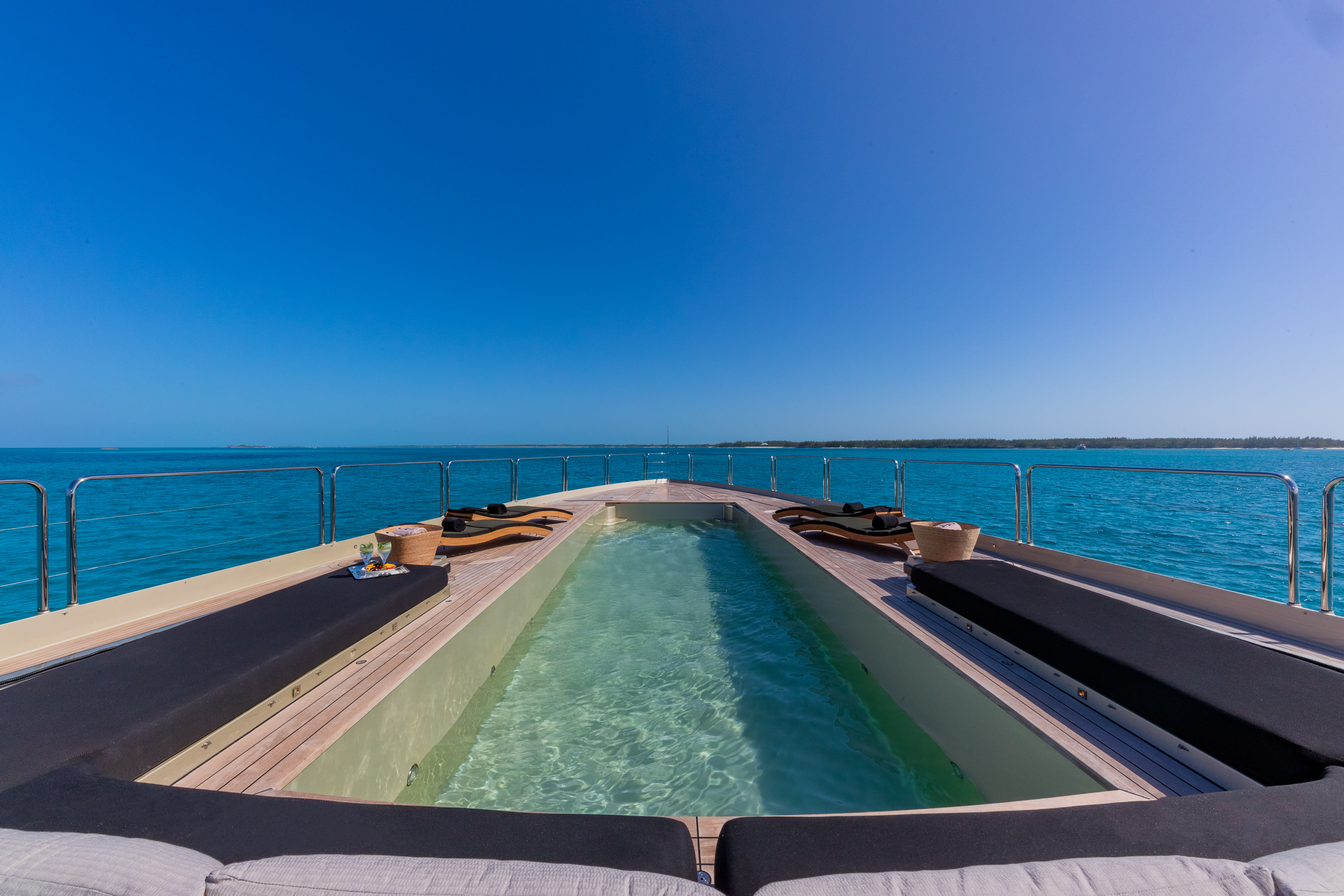 DB9, Palmer Johnson superyacht for sale with YPI