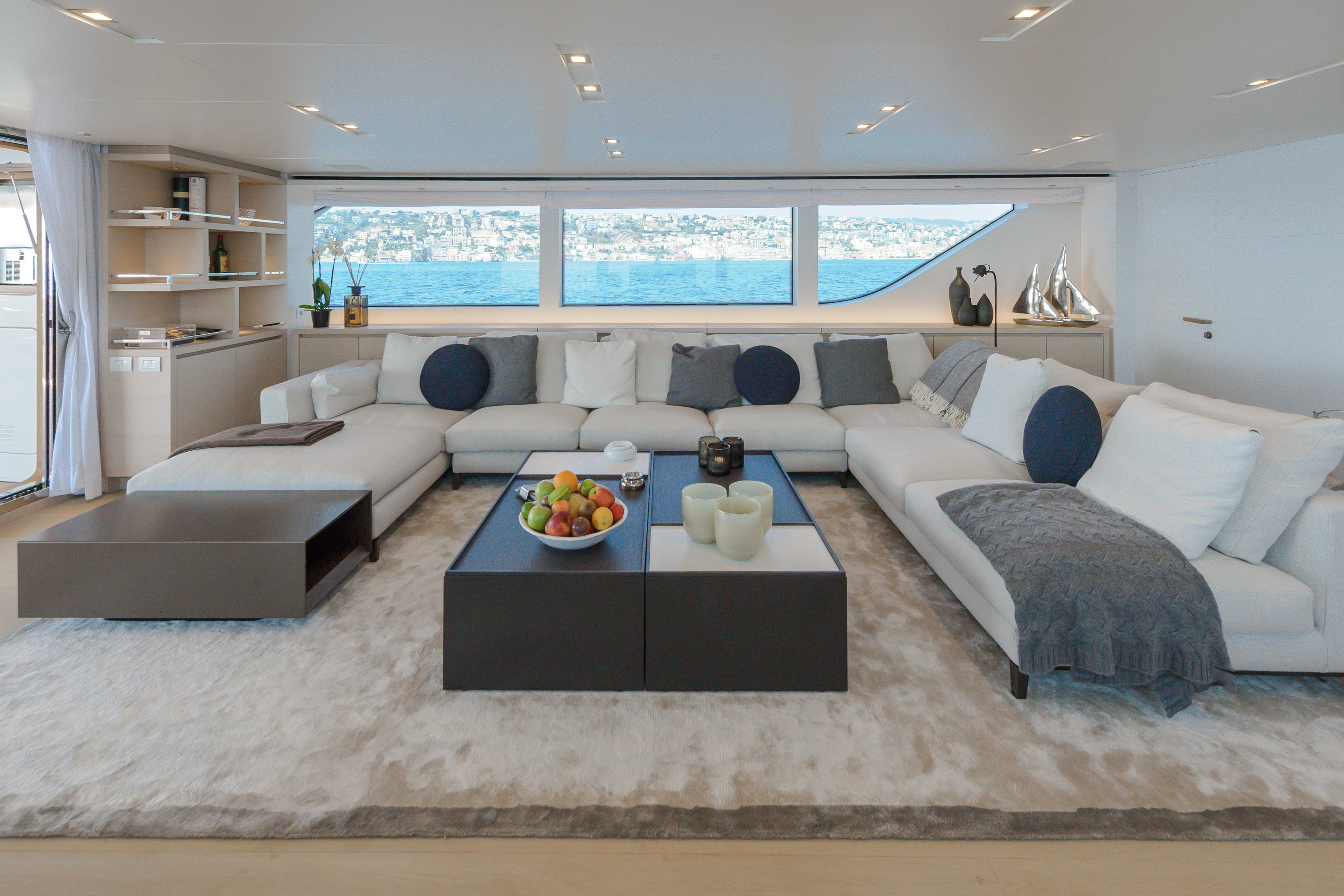 Les Bruxellois 34m Sanlorenzo motor yacht for sale main saloon