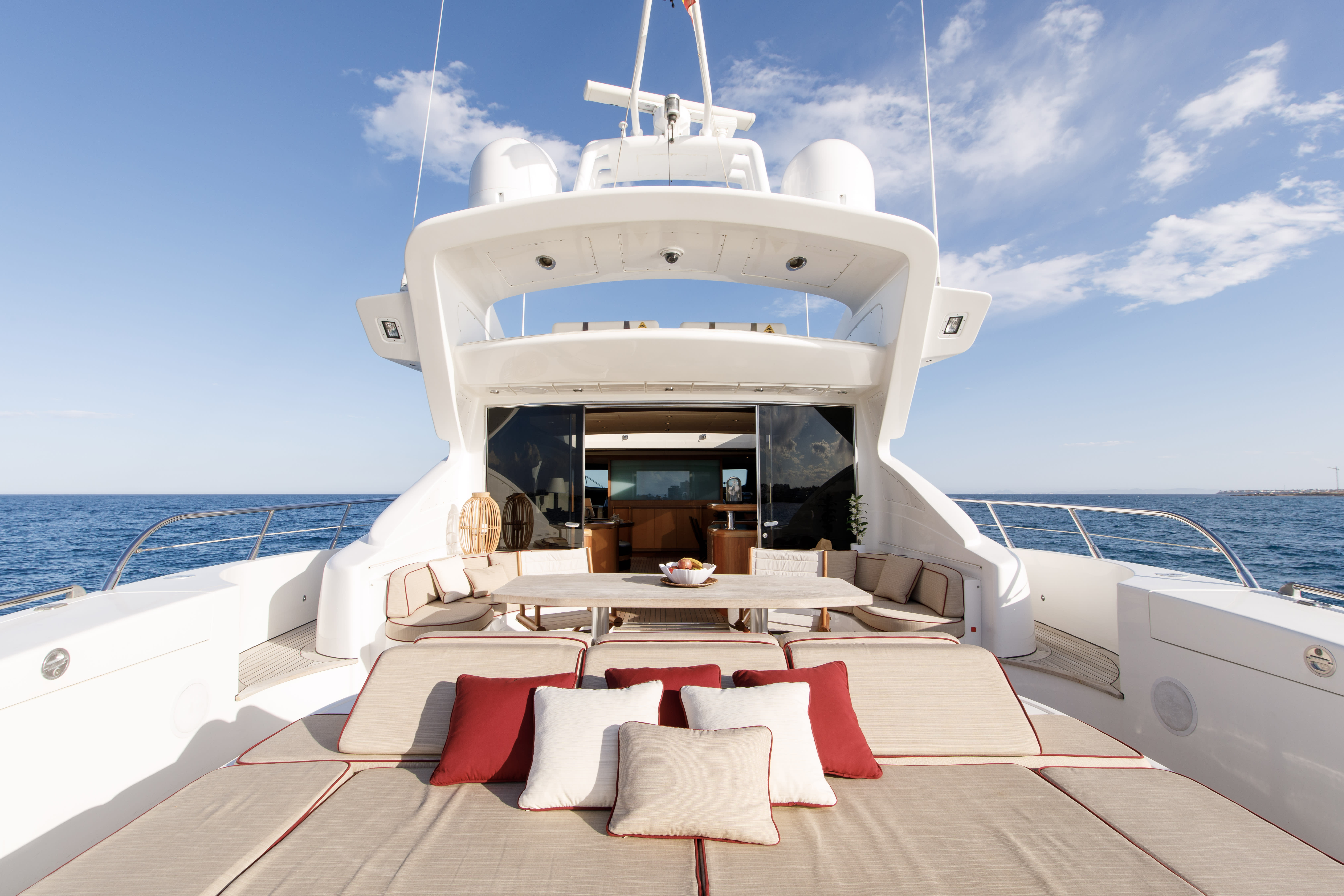 23.8m charter yacht little zoe - sunpads