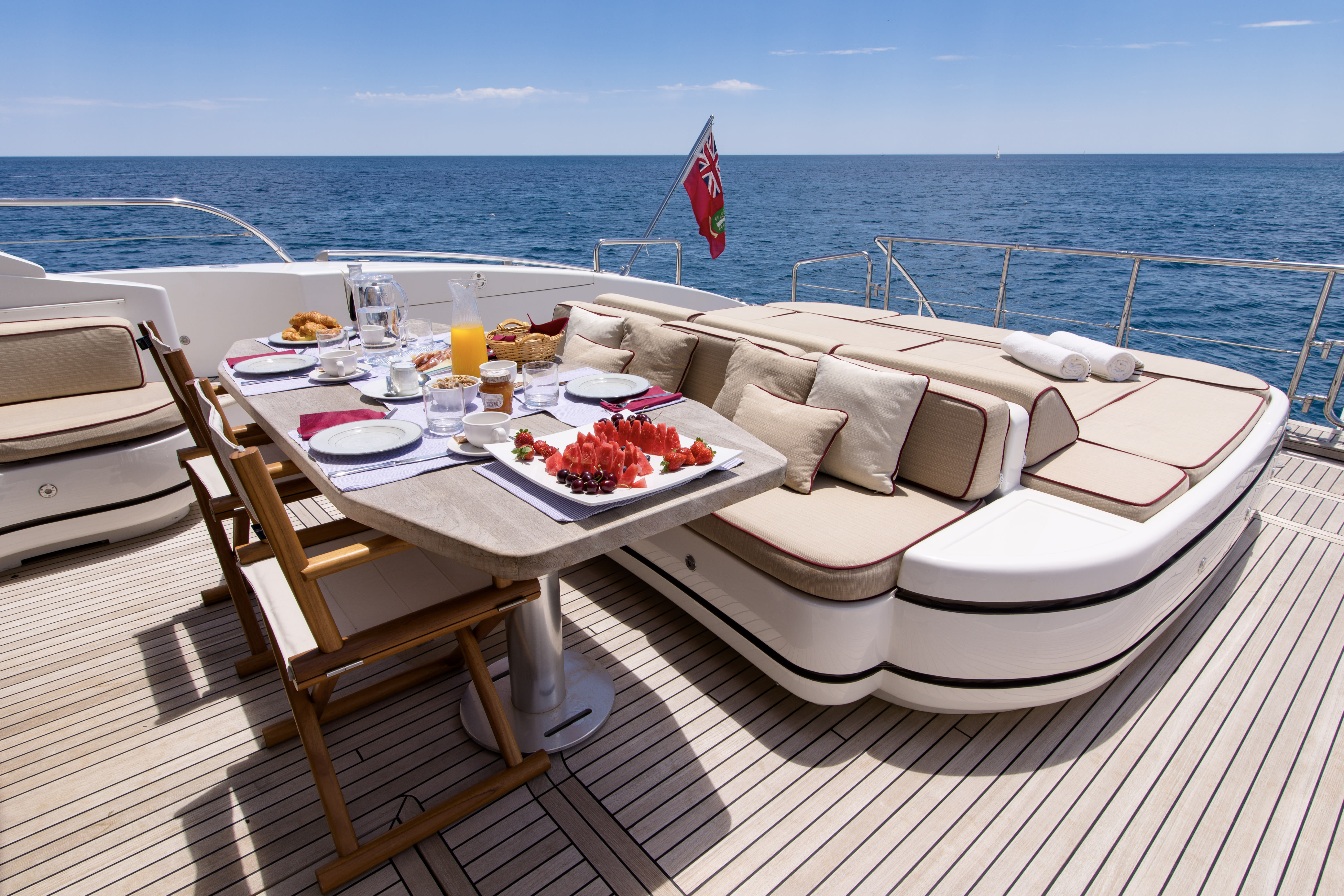 23.8m charter yacht little zoe - dining area