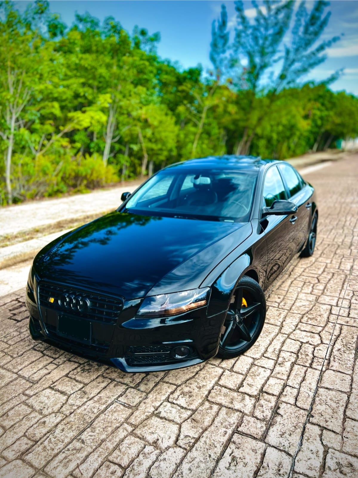 Audi A4 Quattro 2012 Automático — Audio JBL