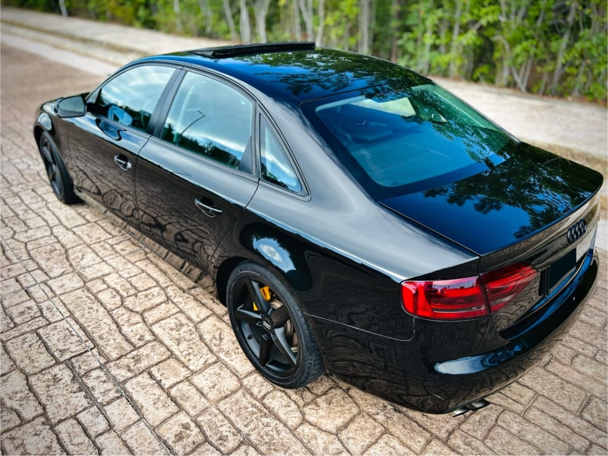 Audi A4 Quattro 2012 Automático — Audio JBL — foto 8