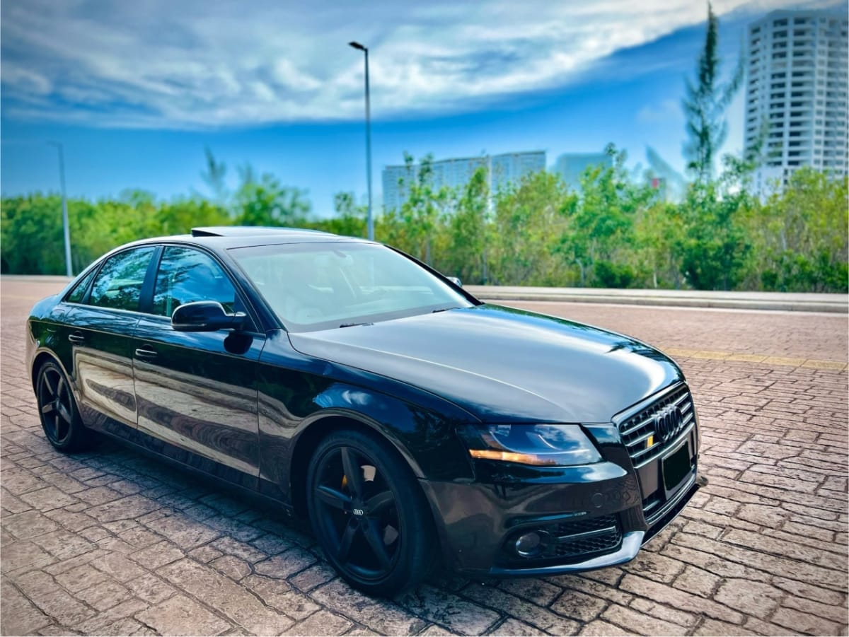 Audi A4 Quattro 2012 Automático — Audio JBL — foto 3