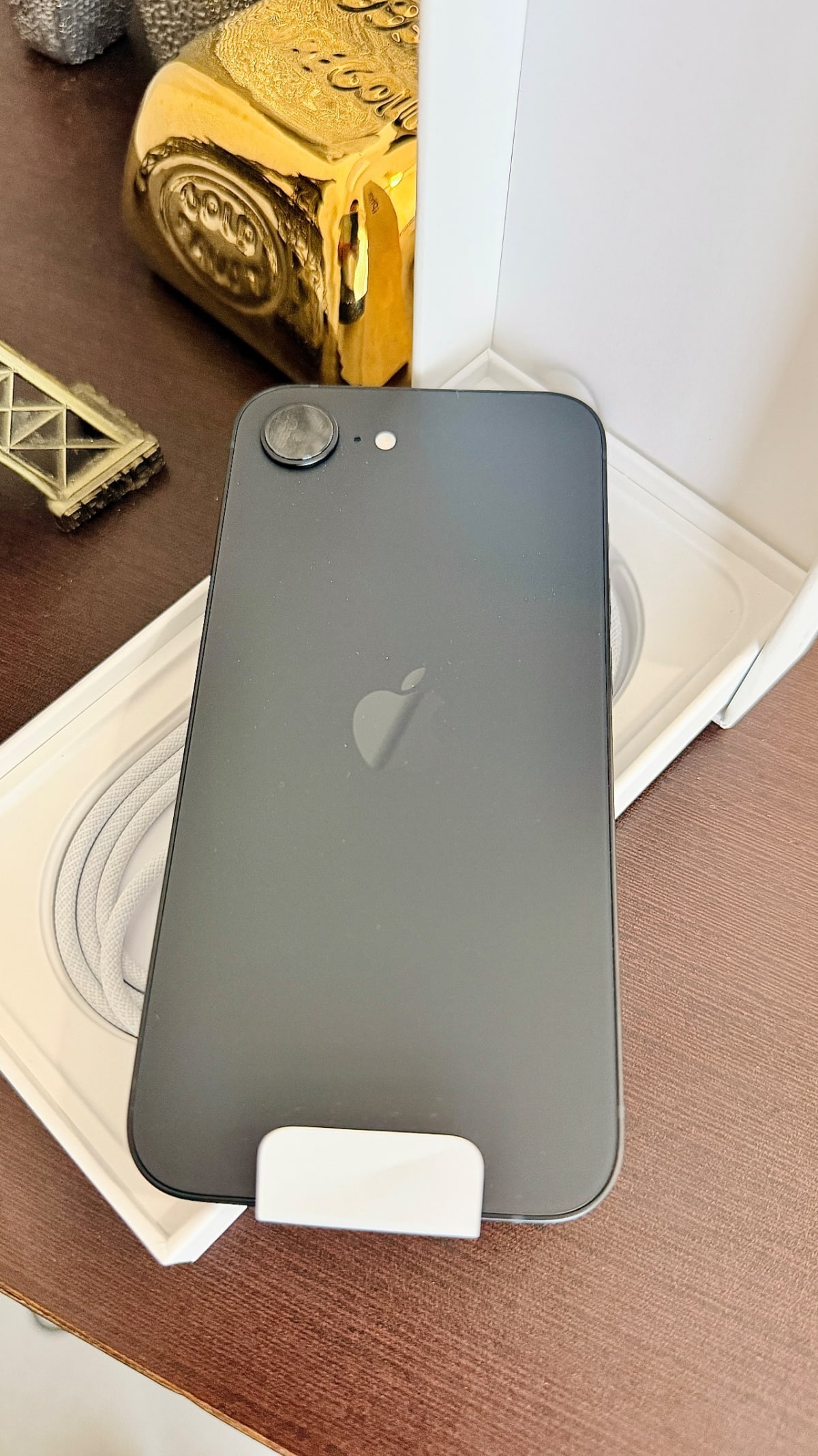 iPhone 16e 128GB Nuevo Sellado — foto 2
