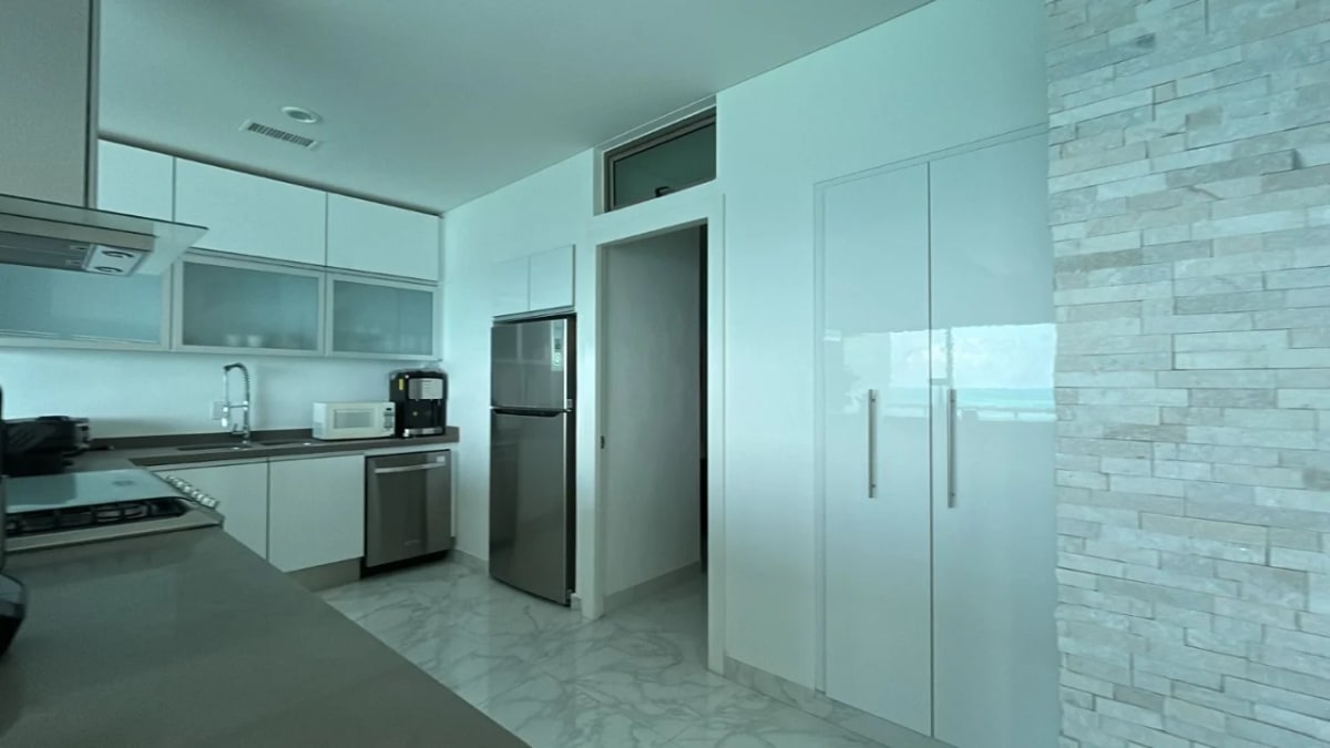 Hermoso departamento con vista al mar recien remodelado 3rec — foto 12