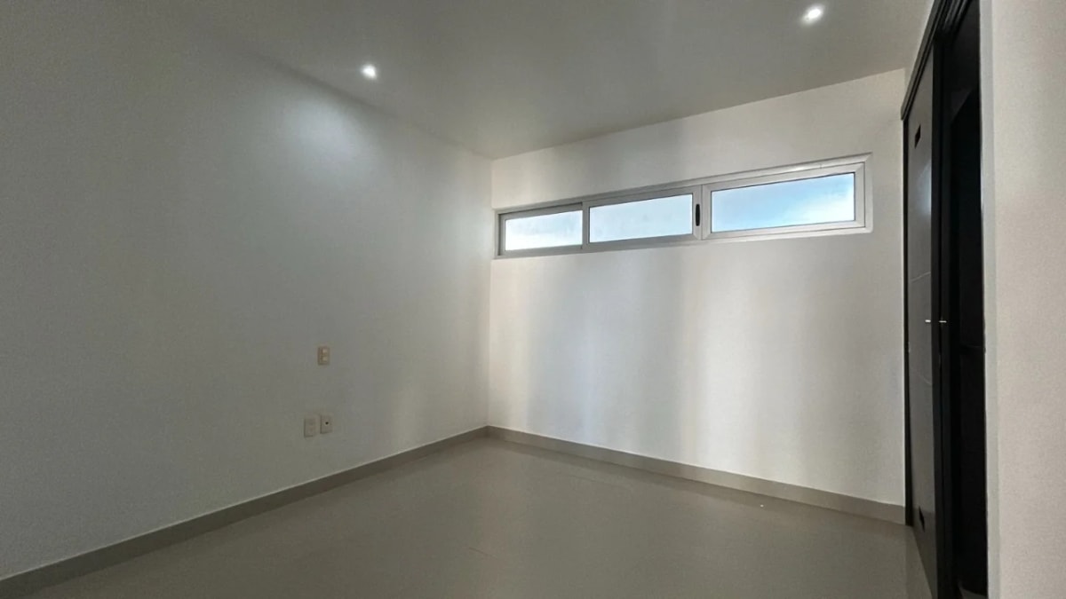 Departamento en venta en Cancún, 2 Rec. 2 Baños — foto 12