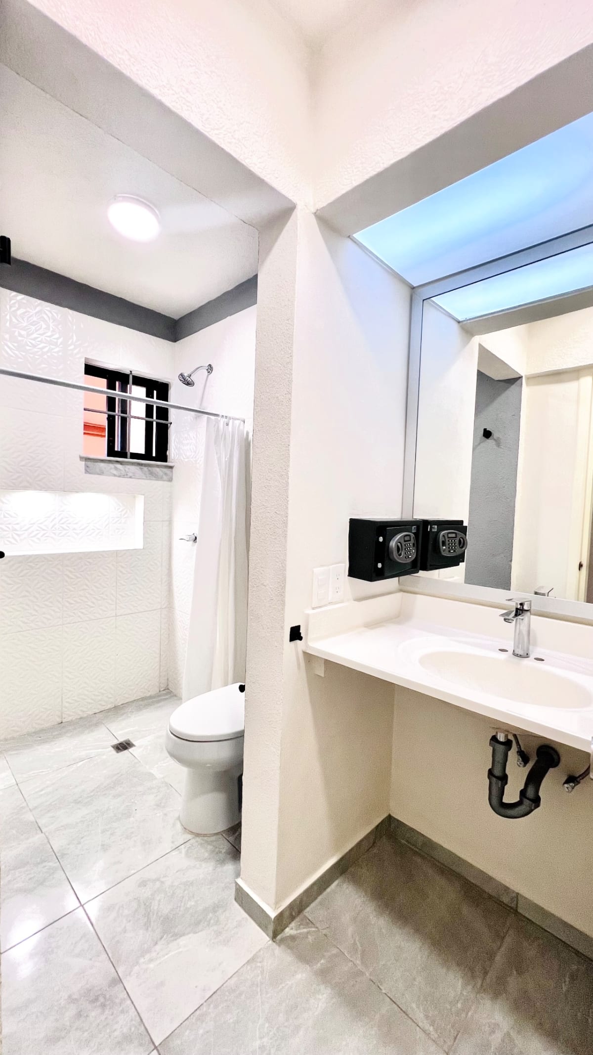 Habitacion/Estudio con alberca frente a Plaza las Américas — foto 6