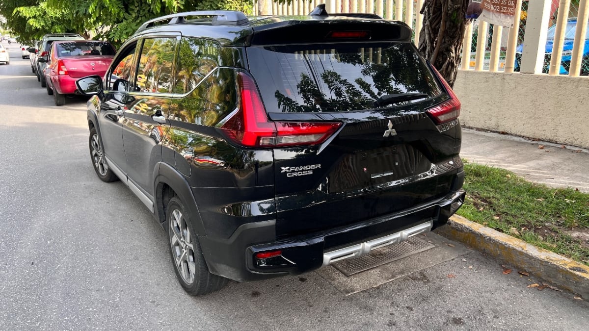 Mitsubishi Xpander Cross 2024 Automática — foto 3