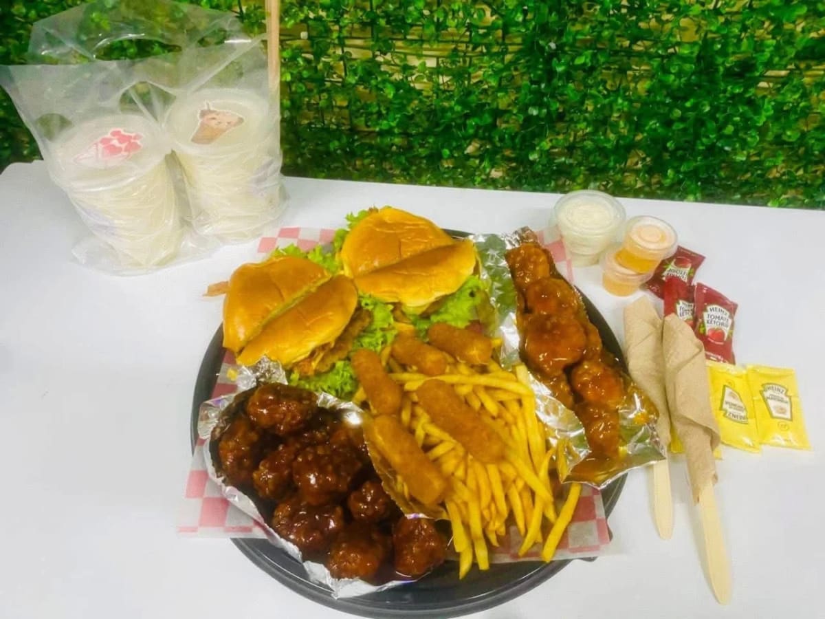 Isla Coffee & Snacks — Cafe, Frappes, Bonneles y Comida rapida en Isla — foto 2