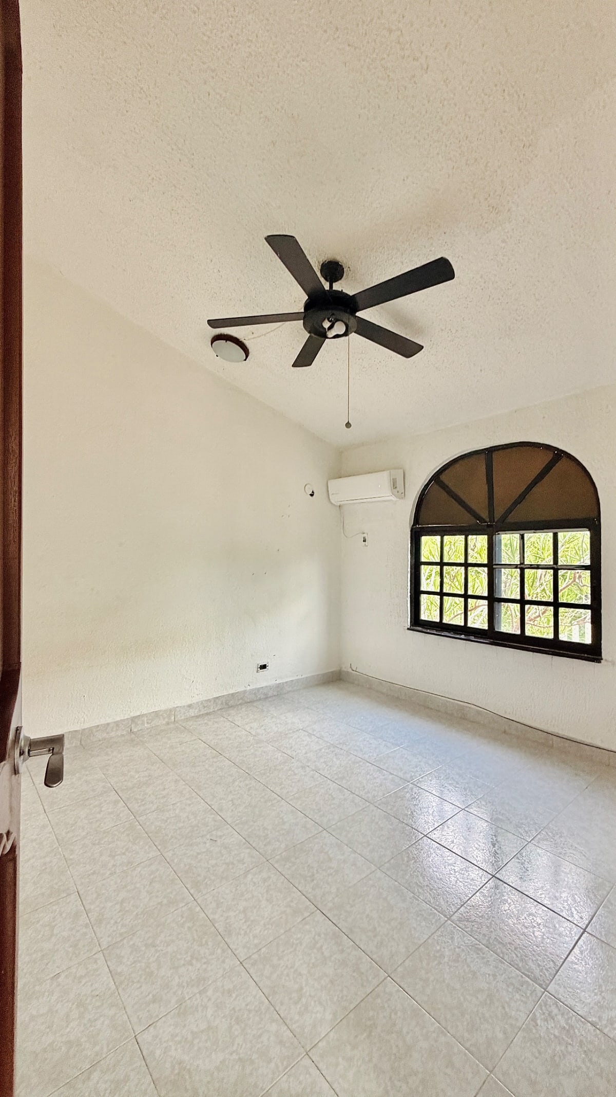 Casa en Renta frente Plaza las Américas, 3 Rec 4B + Alberca — foto 11