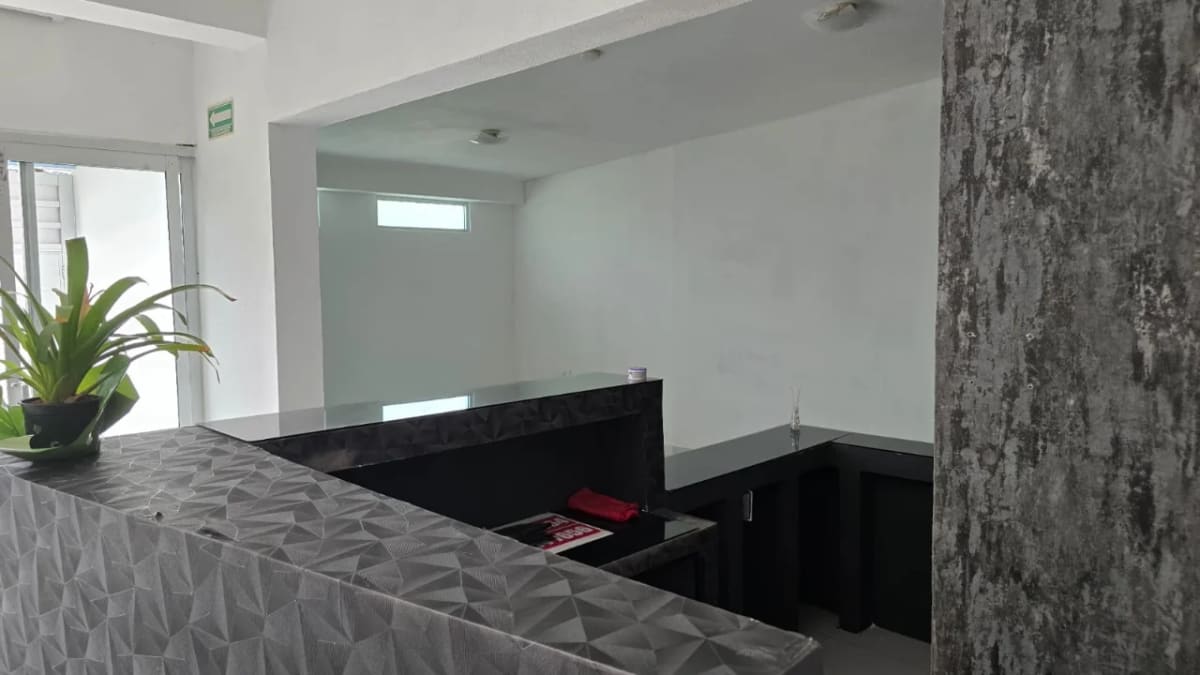 Clínica con Alberca en Renta en Cancún — foto 9