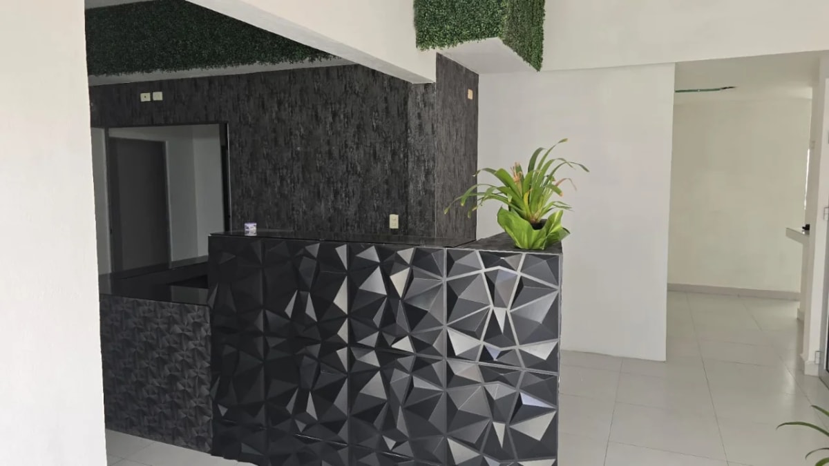 Clínica con Alberca en Renta en Cancún — foto 6