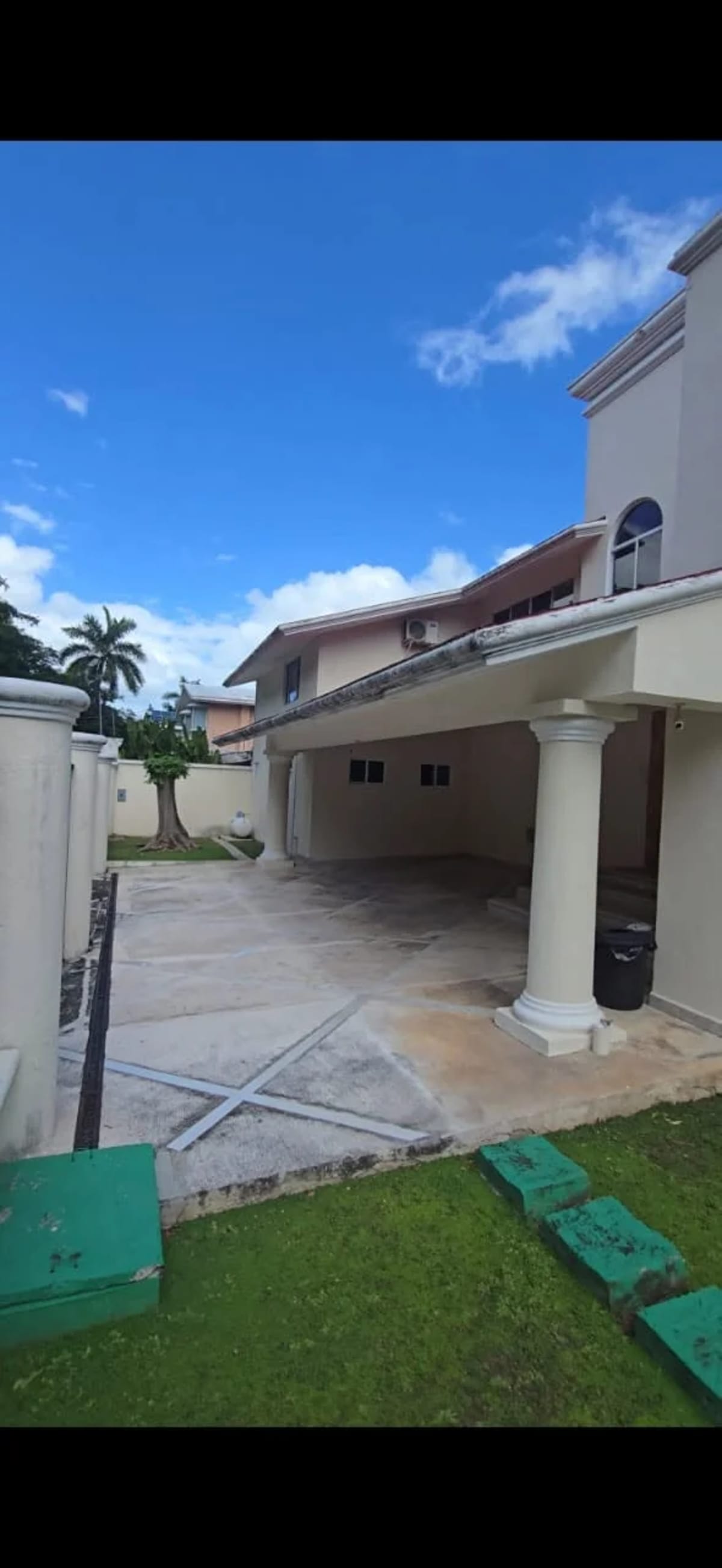 Casa en Venta en Cancún de 2 pisos con alberca — foto 2