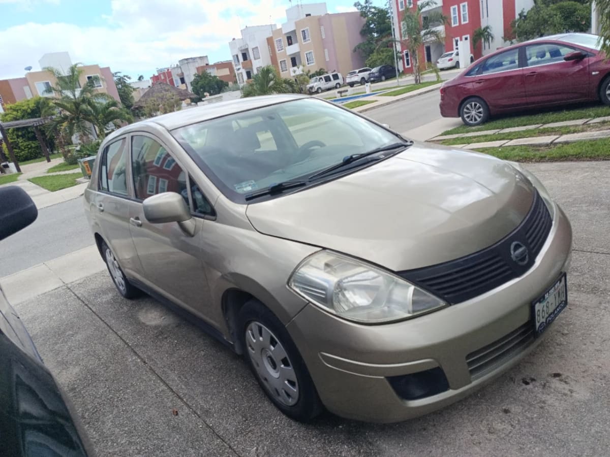 Tida sedan, Comfort T/A, 4 puertas modelo 2012 — foto 8
