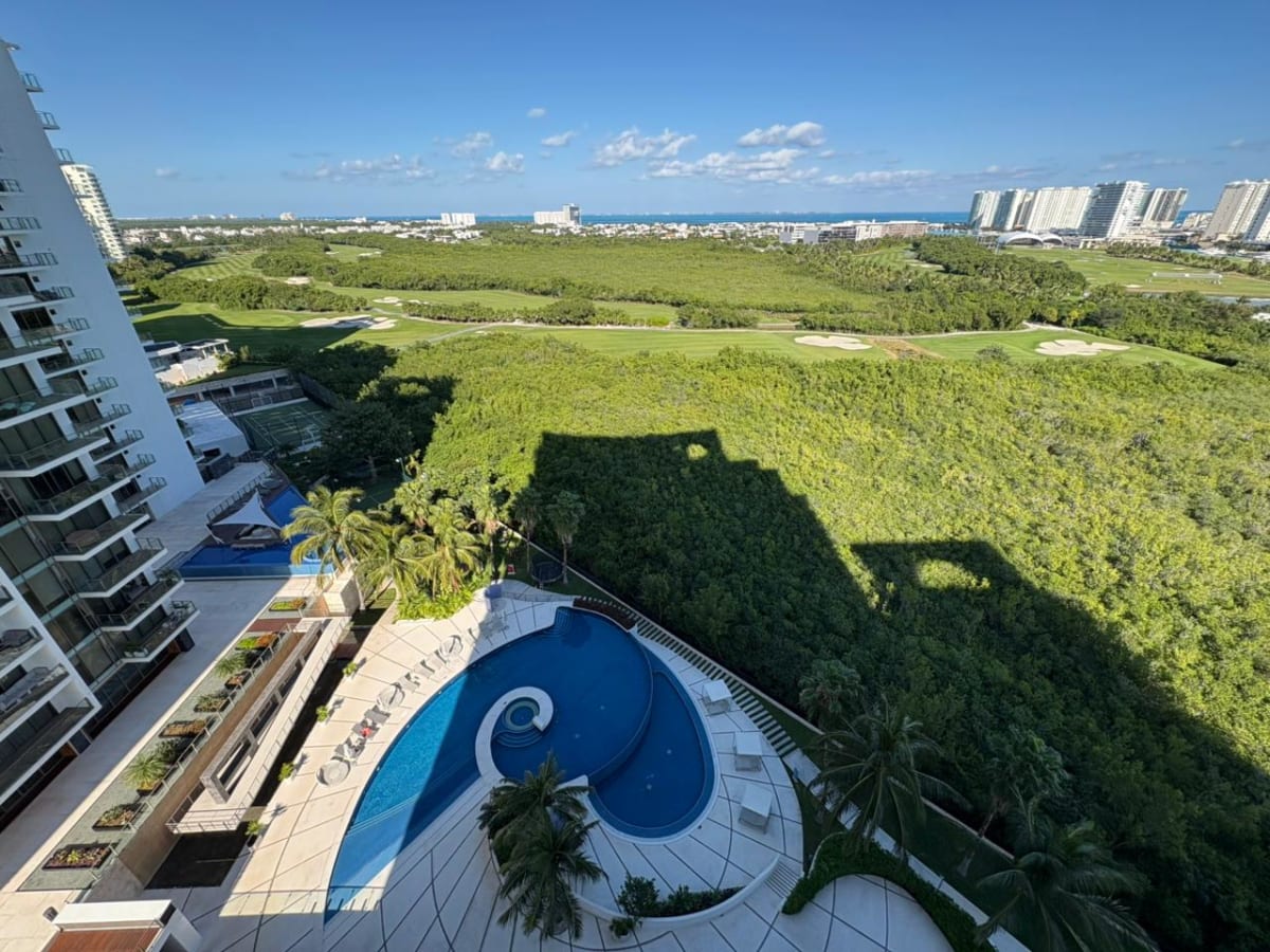 Departamento en Venta en Cancún 3 Rec 3.5 Baños Vista al Mar — foto 9