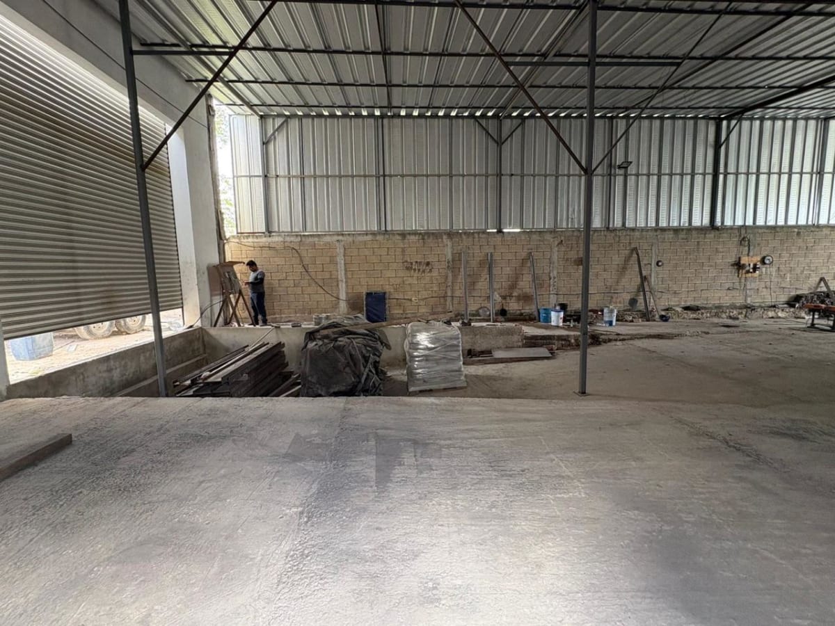 Bodega en Renta/ Venta en Cancún de 2,000m² construidos — foto 8