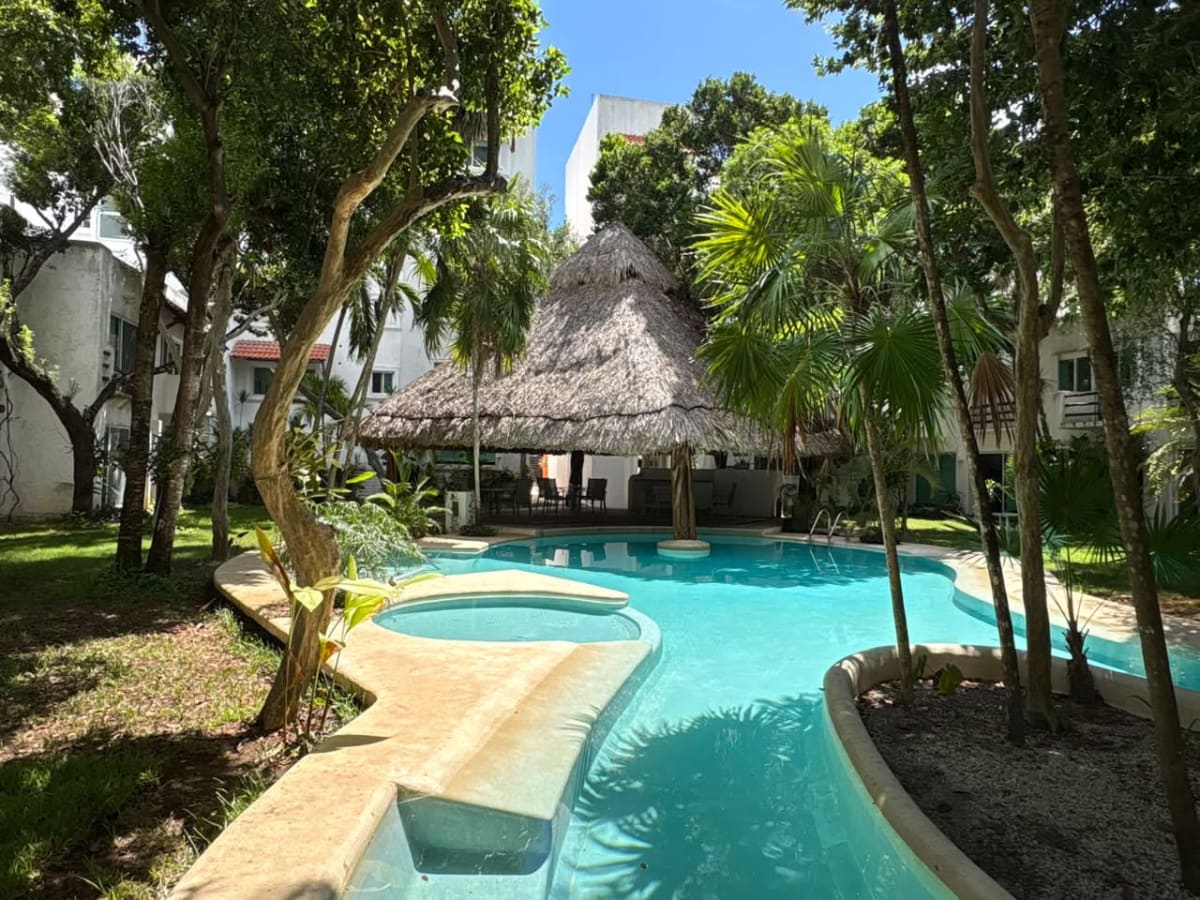 Villa en Venta en Cancún de 2 Recámaras con Alberca — foto 2