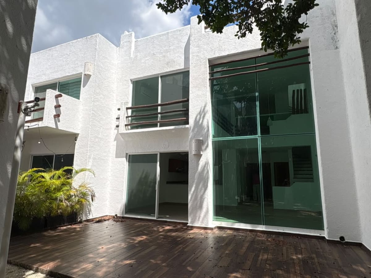 Villa en Venta en Cancún de 2 Recámaras con Alberca — foto 3