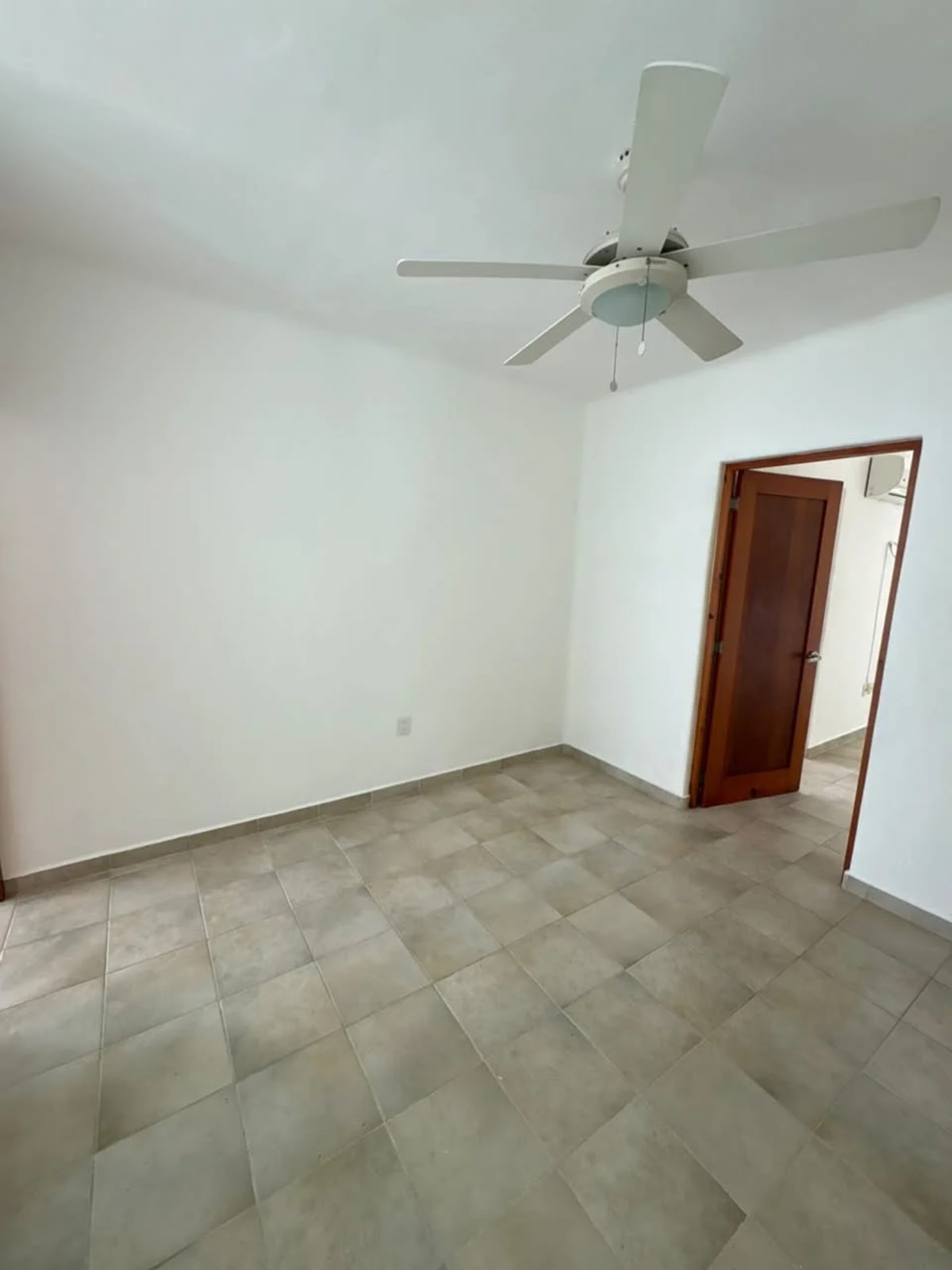 Villa en Venta en Cancún de 2 Recámaras con Alberca — foto 8