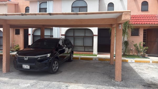 Casa 4 Recámaras 3.5 Baños en Cancún, Alberca