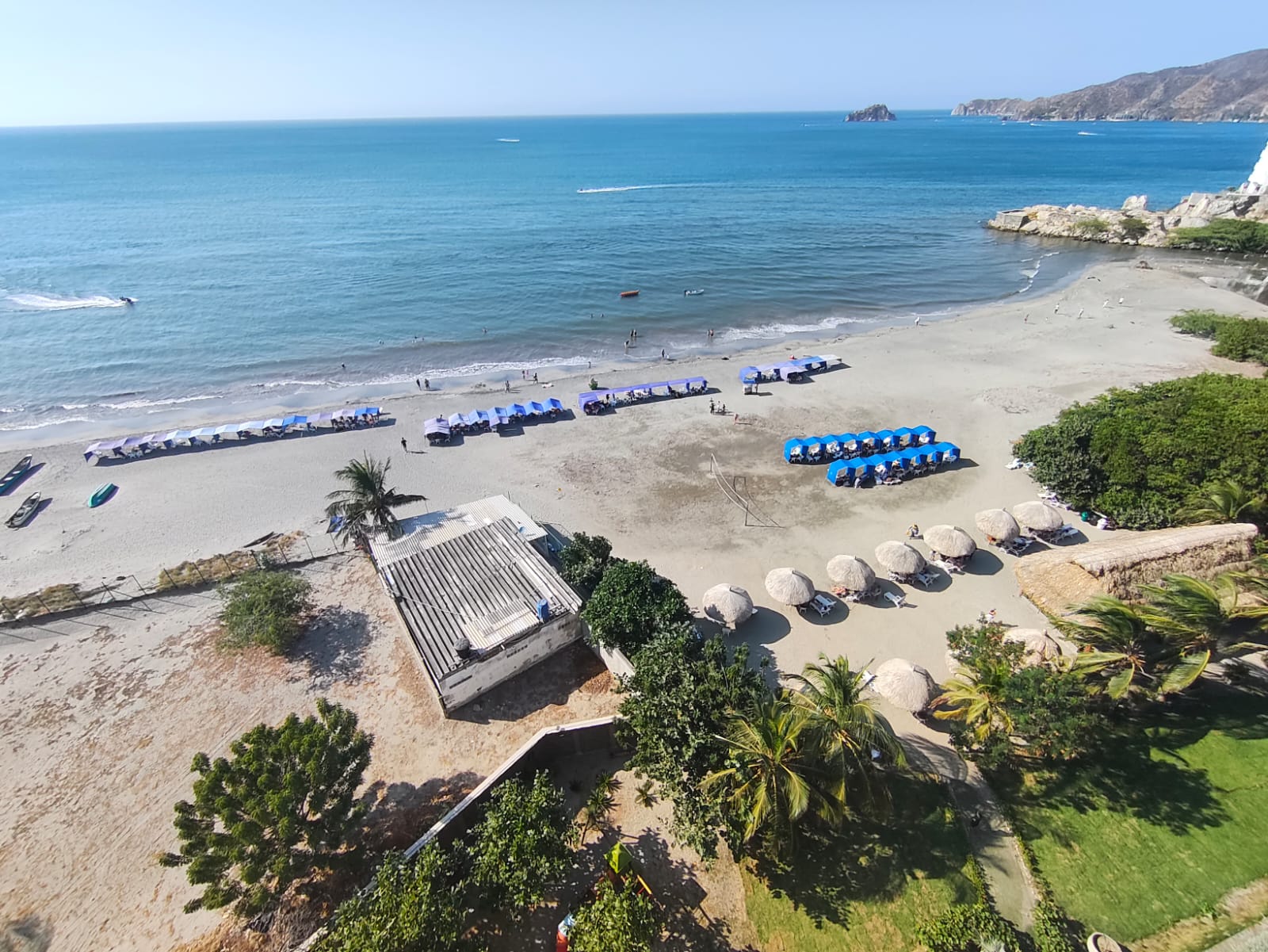 Vista de la playa desde el condominio