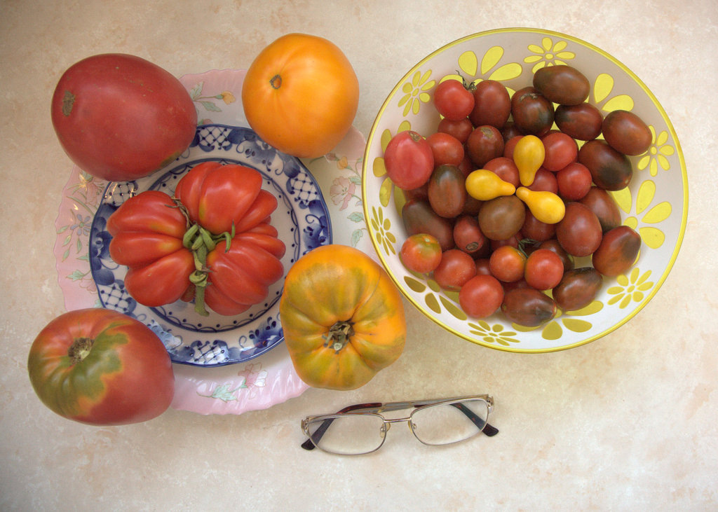 разные помидоры