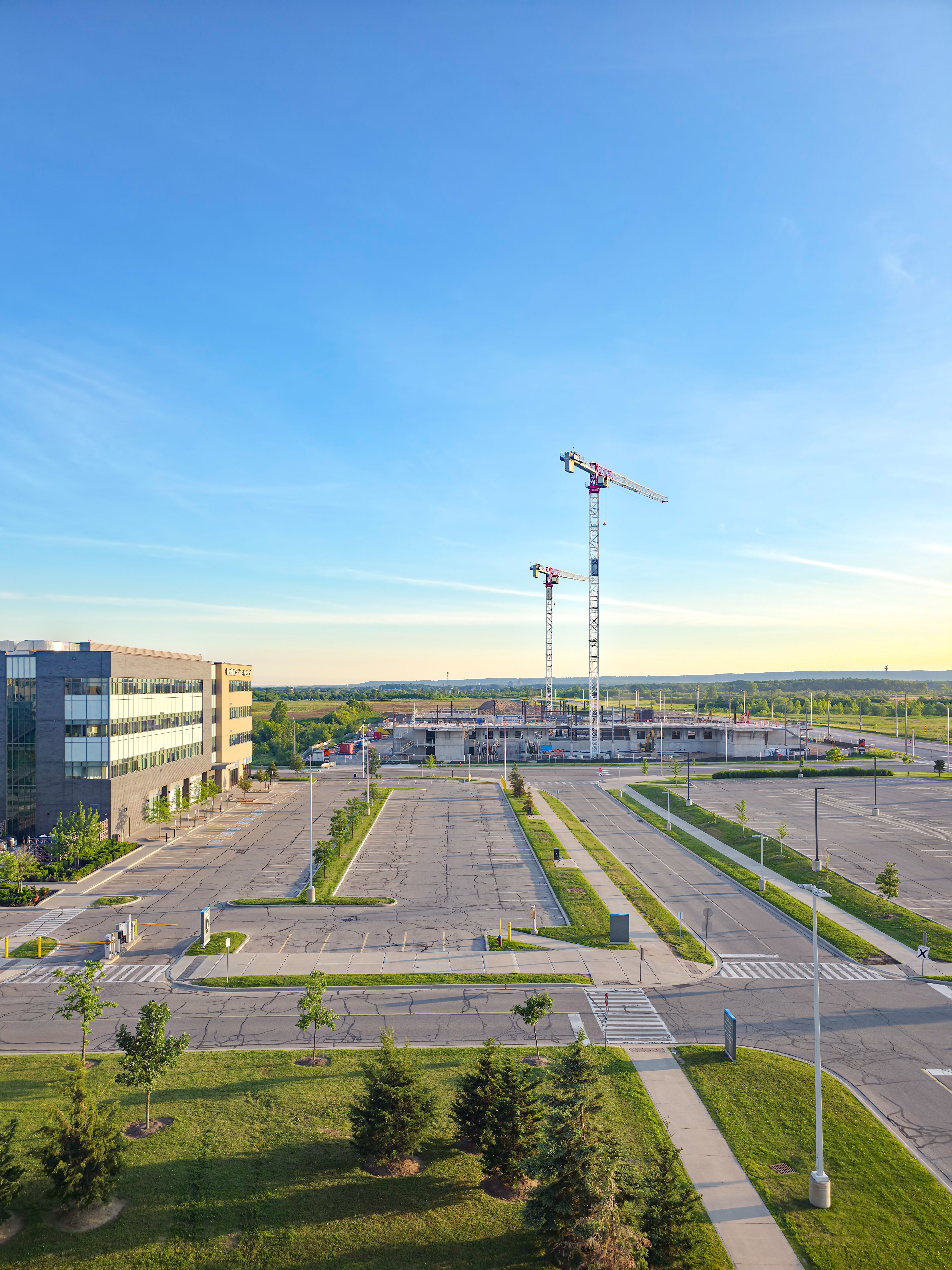On-site vs off-site MSP airport parking comparison