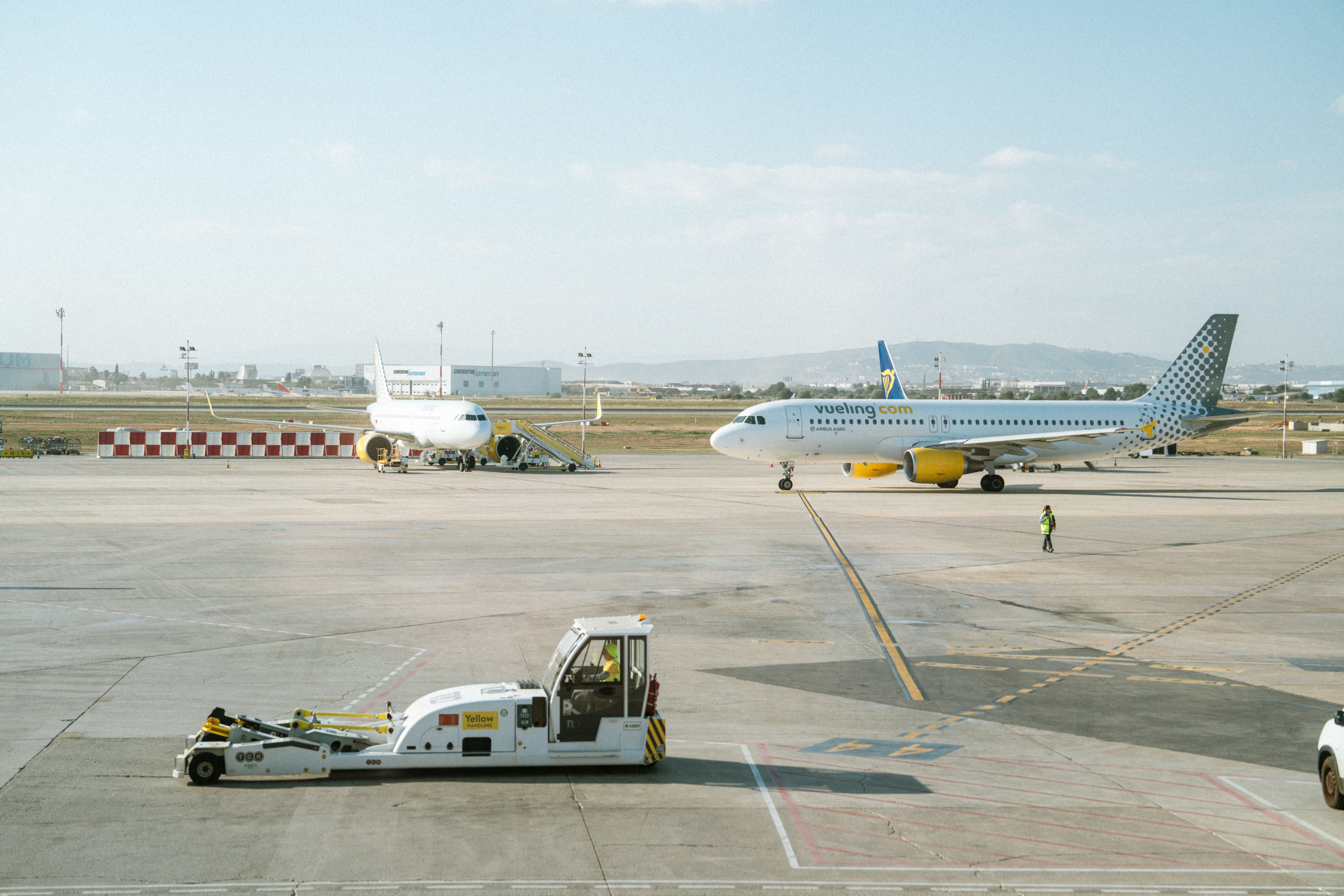 Does travel insurance cover flight cancellation — full 2026 answer