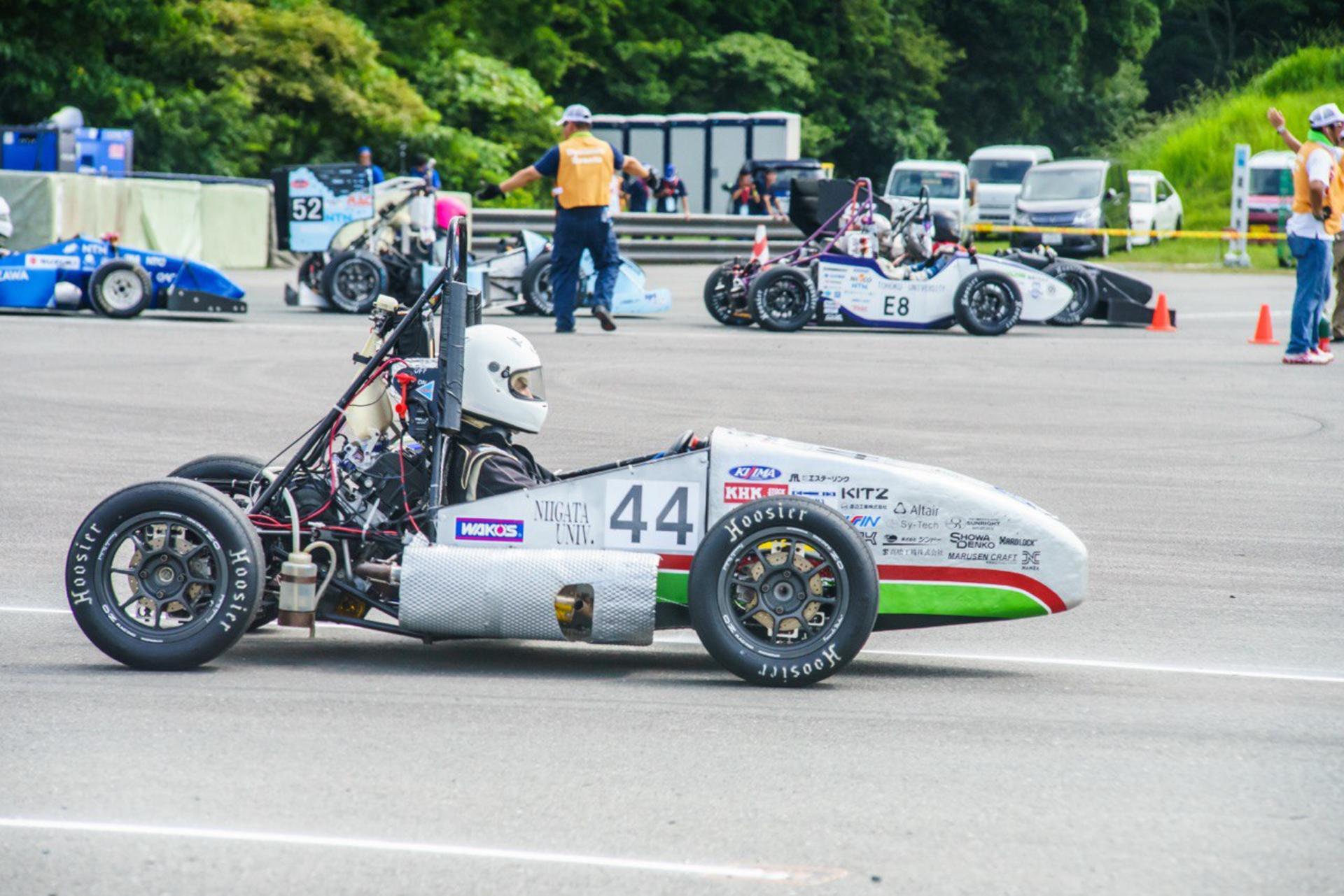 dynamic event at formula student 2019.