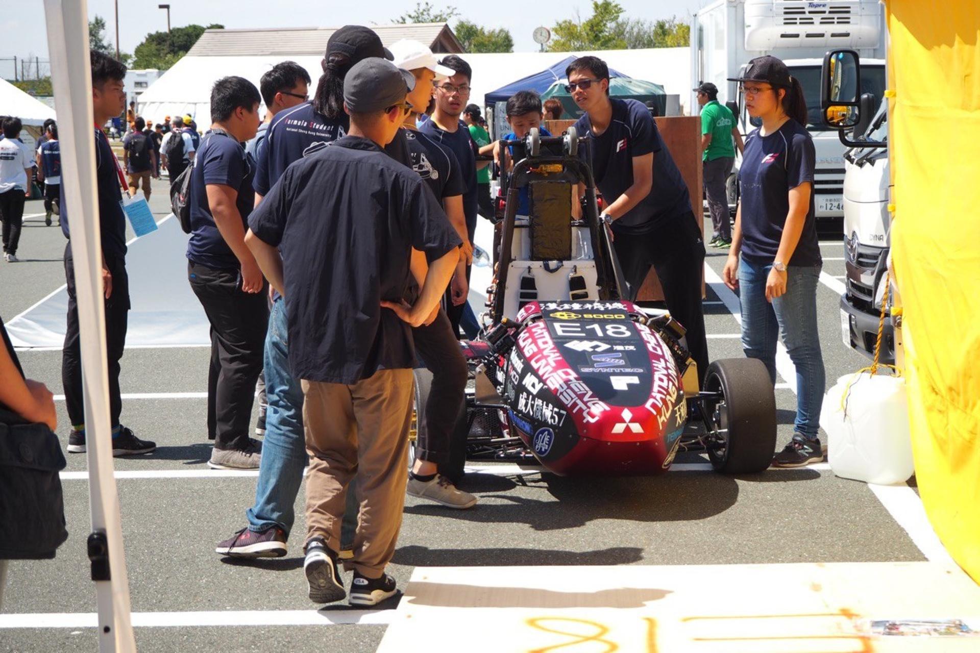 Vehicle unpacking at the competition site.