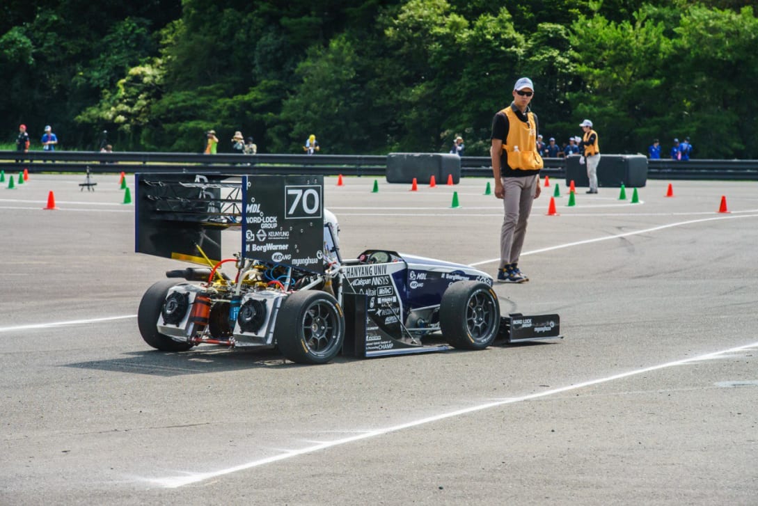 Dynamic event at Formula Student Japan 2019