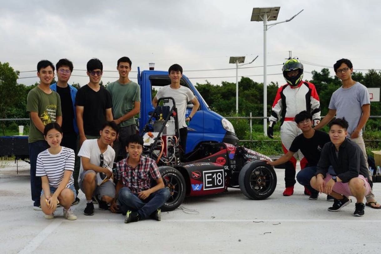 Vehicle testing session photo