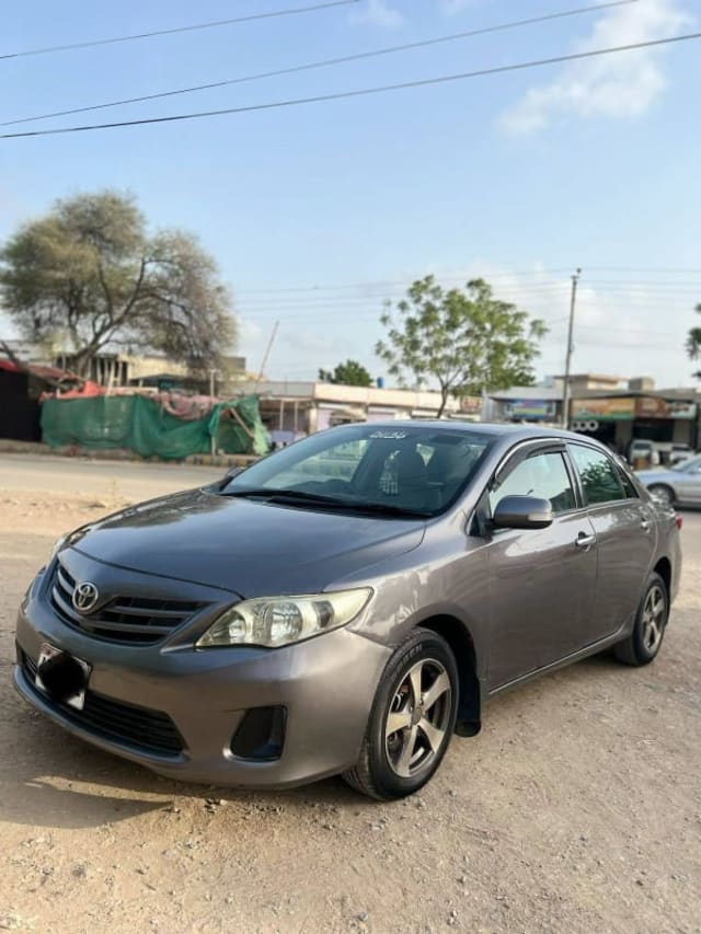 Toyota Corolla 2013 GLI