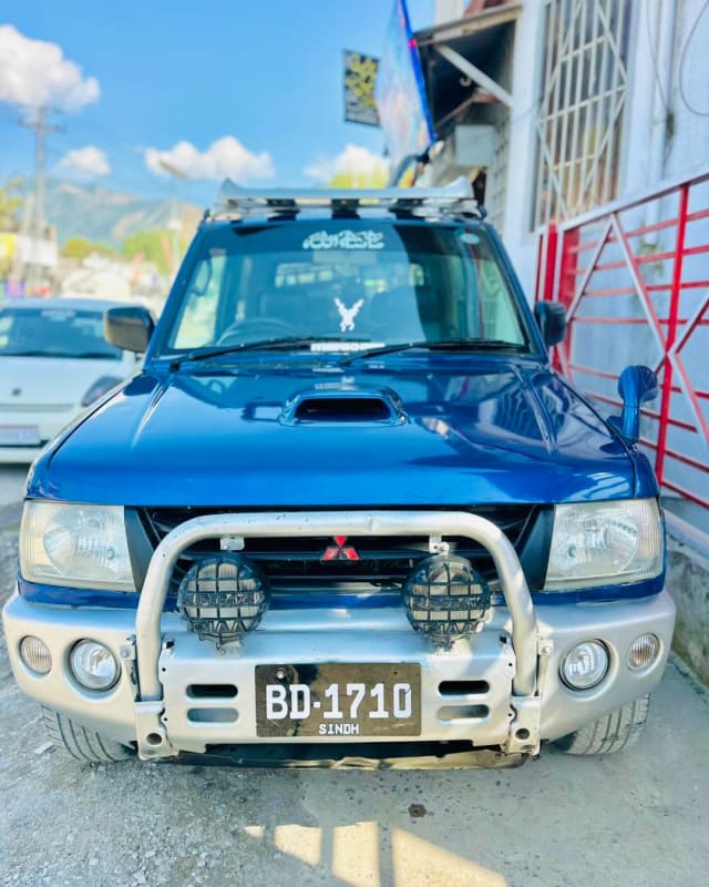 Mitsubishi Pajero Mini 1999