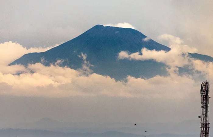 Tahukah Kamu? Misteri Gunung Slamet yang Ada di Ramalan Jayabaya Letusannya Membuat Pulau Jawa Terbelah 2