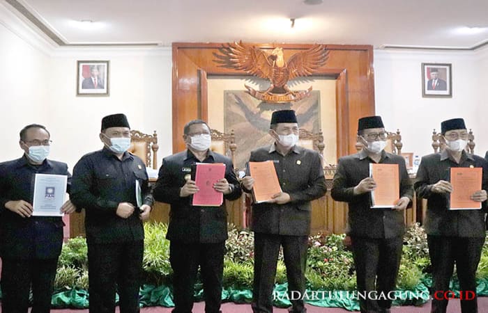 Parah! DPRD Tulungagung Gelar Paripurna Penyampaian LKPJ Bupati 2021 dan Delapan Ranperda