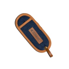 Le Creuset Iron Handle Glove