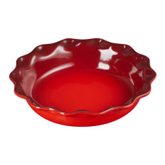 Le Creuset Ruffled Stoneware Pie Dish, 23cm