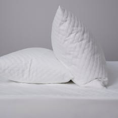 Thread Office Knitted Antibacterial Pillow Protector
