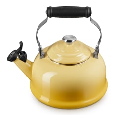 Le Creuset Camomille Whistling Stovetop Kettle with Stainless Steel Knob, 1.6L